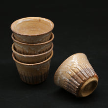 Charger l'image dans la galerie, Hagi container set (5 customers) <Hideo Hatano><br> hagi utsuwa zoroi<br> <Hideo Hadano>