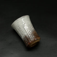 画像をギャラリービューアに読み込む, 萩シノギ麦酒呑<波多野英生> hagi-shinogimugisyunomi <Hideo Hadano>