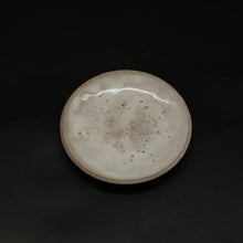 画像をギャラリービューアに読み込む, 萩円皿 3 <窯職人> hagi-enzara3 <syokunin>
