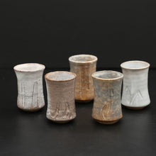 画像をギャラリービューアに読み込む, 萩細ぐい吞(5客)<窯職人> hagi-hosoguinomi-5 <syokunin>