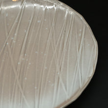 画像をギャラリービューアに読み込む, 萩シノギ脚付皿 2<波多野英生> hagi shinogi-ashitsukizara2 <Hideo Hadano>