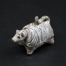 画像をギャラリービューアに読み込む, 萩寅香合(白萩)<波多野英生> hagi torakougou-sirahagi <Hideo Hadano>