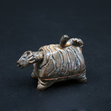 画像をギャラリービューアに読み込む, 萩寅香合(枇杷)<波多野英生><BR>hagi torakougou-biwa <Hideo Hadano>