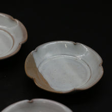 画像をギャラリービューアに読み込む, 萩輪花皿(小)・掛分5枚組<窯職人> hagi-rinkazarasyou-kakewake-5 <syokunin>