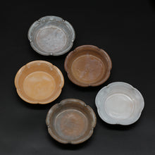 画像をギャラリービューアに読み込む, 萩輪花皿(大)・彩5枚組 1<窯職人> hagi-rinkazaradai-irodori-5-1 <syokunin>
