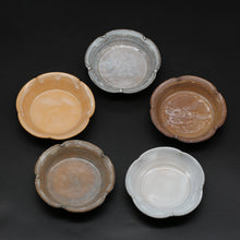 画像をギャラリービューアに読み込む, 萩輪花皿(大)・彩5枚組 1<窯職人> hagi-rinkazaradai-irodori-5-1 <syokunin>