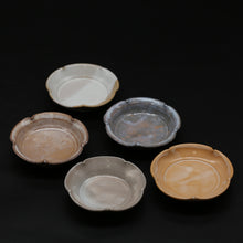 画像をギャラリービューアに読み込む, 萩輪花皿(大)・彩5枚組 2<窯職人> hagi-rinkazaradai-irodori-5-2 <syokunin>