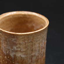 画像をギャラリービューアに読み込む, 萩湯呑 2<波多野善蔵> hagi-yunomi2 <Zenzou Hadano>