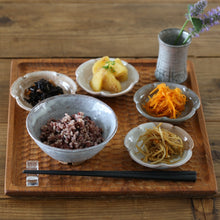 画像をギャラリービューアに読み込む, 萩輪花皿(小)・枇杷5枚組<窯職人> hagi-rinkazarasyou-biwa-5 <syokunin>