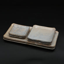 Cargar imagen en el visor de la galería, Hagi square dish, gray (set of 6) <kiln craftsman><br> hagi yohou-zara gray<syokunin>