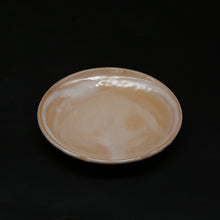 Afbeelding in Gallery-weergave laden, Hagi Round Plate 1 (Small) &lt;Kiln Craftsman&gt;&lt;br&gt; hagi-enzara1-syou＜syokunin＞
