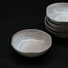 Load image into Gallery viewer, Hagi flat bowl (5 pieces) &lt;Kiln craftsman&gt;&lt;br&gt; hagi-hirabachi-5mai＜syokunin＞
