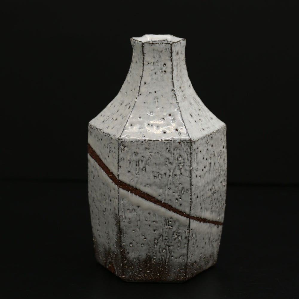 Shirahagi Wax Extraction Beveled Vase <Zenzo Hatano><br> sirahagi rounuki mentori-hanaire<br> ＜Zenzou Hadano＞