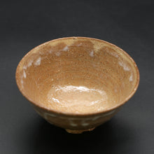 Lade das Bild in den Galerie-Viewer, Hagi Rice Bowl 1 &lt;Kiln Craftsman&gt;&lt;br&gt; hagi-mesiwan1 &lt;syokunin&gt;
