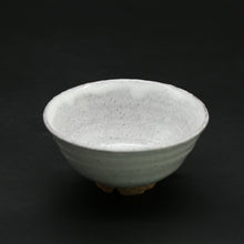 Load image into Gallery viewer, Hagi Rice Bowl 4 &lt;Kiln Craftsman&gt;&lt;br&gt; hagi-mesiwan4 &lt;syokunin&gt;
