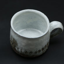 Load image into Gallery viewer, Hagi Coffee Bowl 7 &lt;Hideo Hatano&gt;&lt;br&gt; hagi-kohiwan7&lt;br&gt; ＜Hideo Hadano＞
