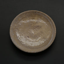 Load image into Gallery viewer, Hagi Round Plate 1 (Large) &lt;Kiln Craftsman&gt;&lt;br&gt; hagi-enzara1-dai＜syokunin＞
