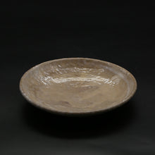 Lade das Bild in den Galerie-Viewer, Hagi Round Plate 1 (Large) &lt;Kiln Craftsman&gt;&lt;br&gt; hagi-enzara1-dai＜syokunin＞

