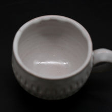 Load image into Gallery viewer, Hagi Coffee Bowl 12 &lt;Hideo Hatano&gt;&lt;br&gt; hagi-kohiwan12&lt;br&gt; ＜Hideo Hadano＞
