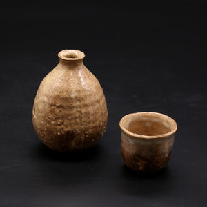 Hagi sake set 2 (sake bottle 1, sake cup 1)<br> &lt;Zenzo Hatano&gt;<br> hagi-syuki2 &lt;Zenzou Hadano&gt;