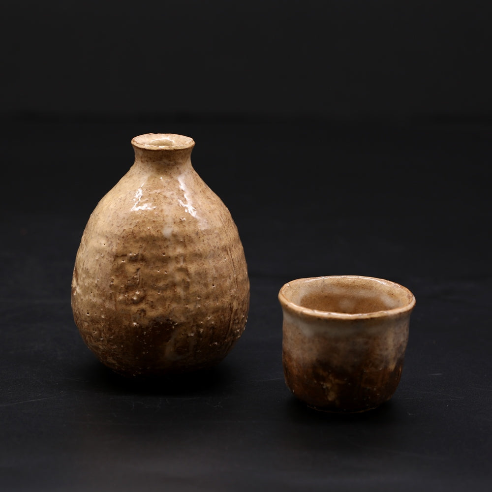 Hagi sake set 2 (sake bottle 1, sake cup 1)<br> <Zenzo Hatano><br> hagi-syuki2 <Zenzou Hadano>