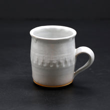 Load image into Gallery viewer, Hagi Coffee Bowl 16 &lt;Hideo Hatano&gt;&lt;br&gt; hagi-kohiwan16&lt;br&gt; ＜Hideo Hadano＞
