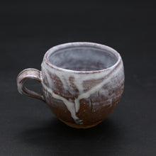 Load image into Gallery viewer, Hagi Coffee Bowl 5 &lt;Hideo Hatano&gt;&lt;br&gt; hagi-kohiwan5&lt;br&gt; ＜Hideo Hadano＞
