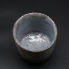 Afbeelding in Gallery-weergave laden, Hagi tea cup 3 &lt;Zenzo Hatano&gt;&lt;br&gt; hagi-yunomi3&lt;br&gt; ＜Zenzou Hadano＞
