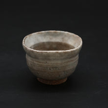 Cargar imagen en el visor de la galería, Hagi Small Bowl 3 &lt;Kiln Craftsman&gt;&lt;br&gt; hagi-kobachi 3 &lt;syokunin&gt;
